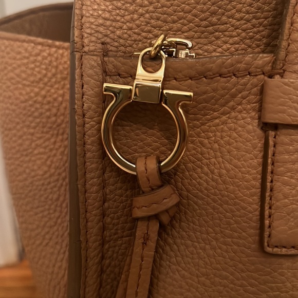 SALVATORE FERRAGAMO
Ladies Double Handle Gancini Tote - Beige - Picture 4 of 11